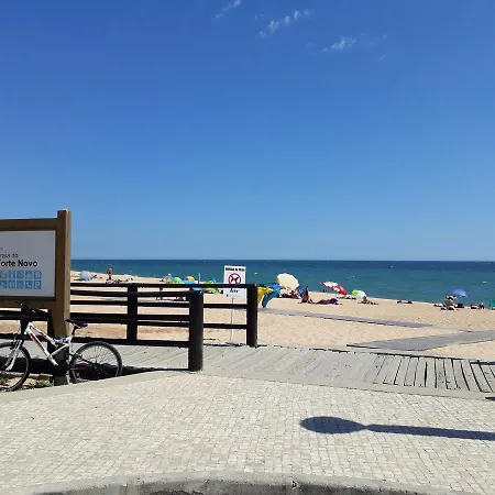 Forte Novo 3- Piscina, Wifi, Familiar *
